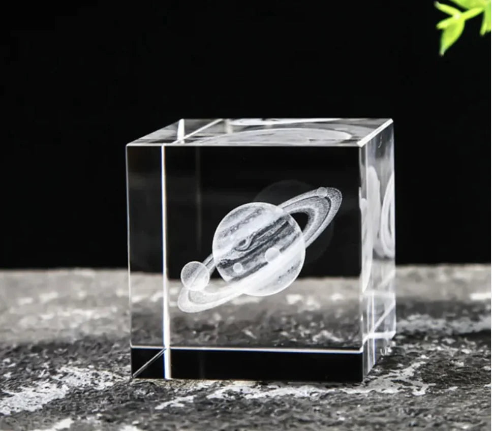 Creative Desktop Ornament with White Crystal