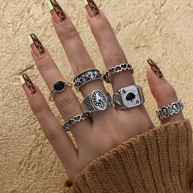 Gothic Chain Rings Set