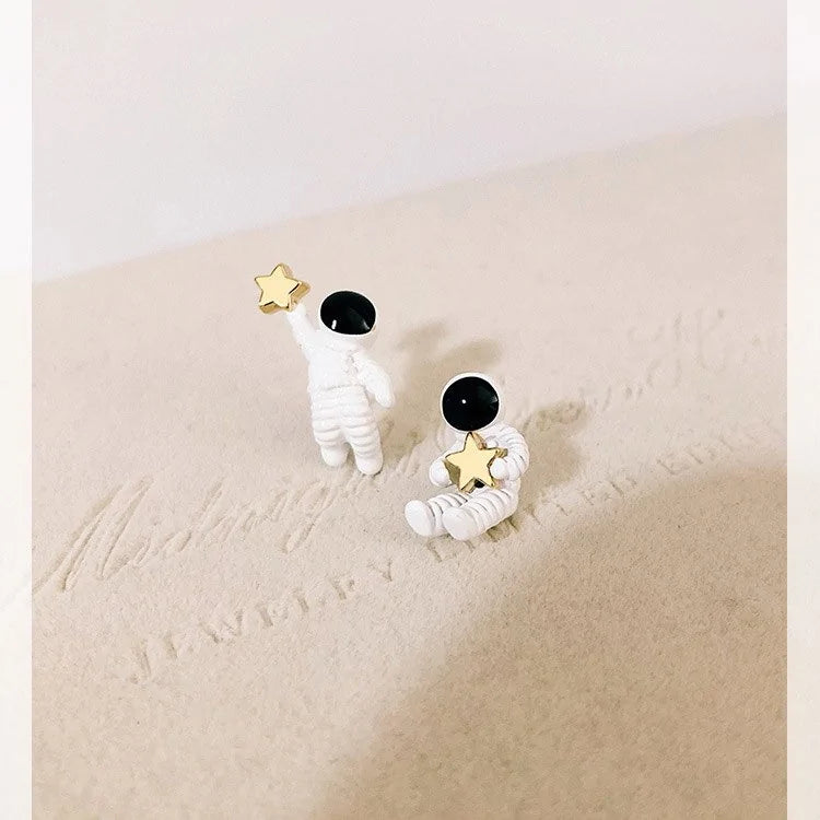 Star Gazer Astronaut Earrings