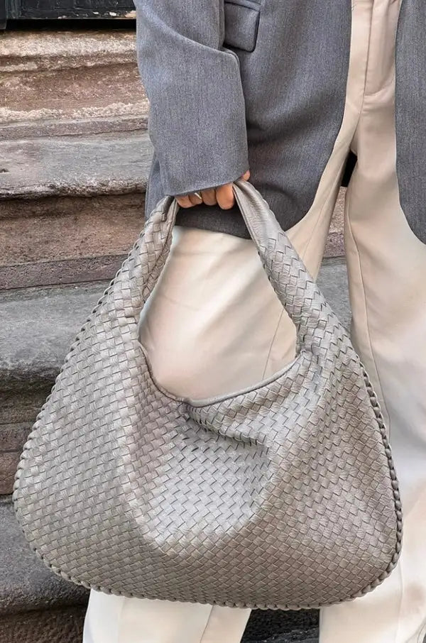 2024 Fashion Woven Shoulder Bag